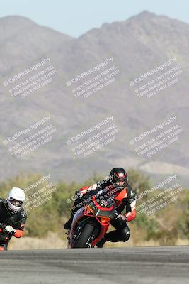 media/Dec-01-2025-Moto Forza (Mon) [[2daa91e15f]]/2-Intermediate Group/Session 2 Turn 9 Entry/